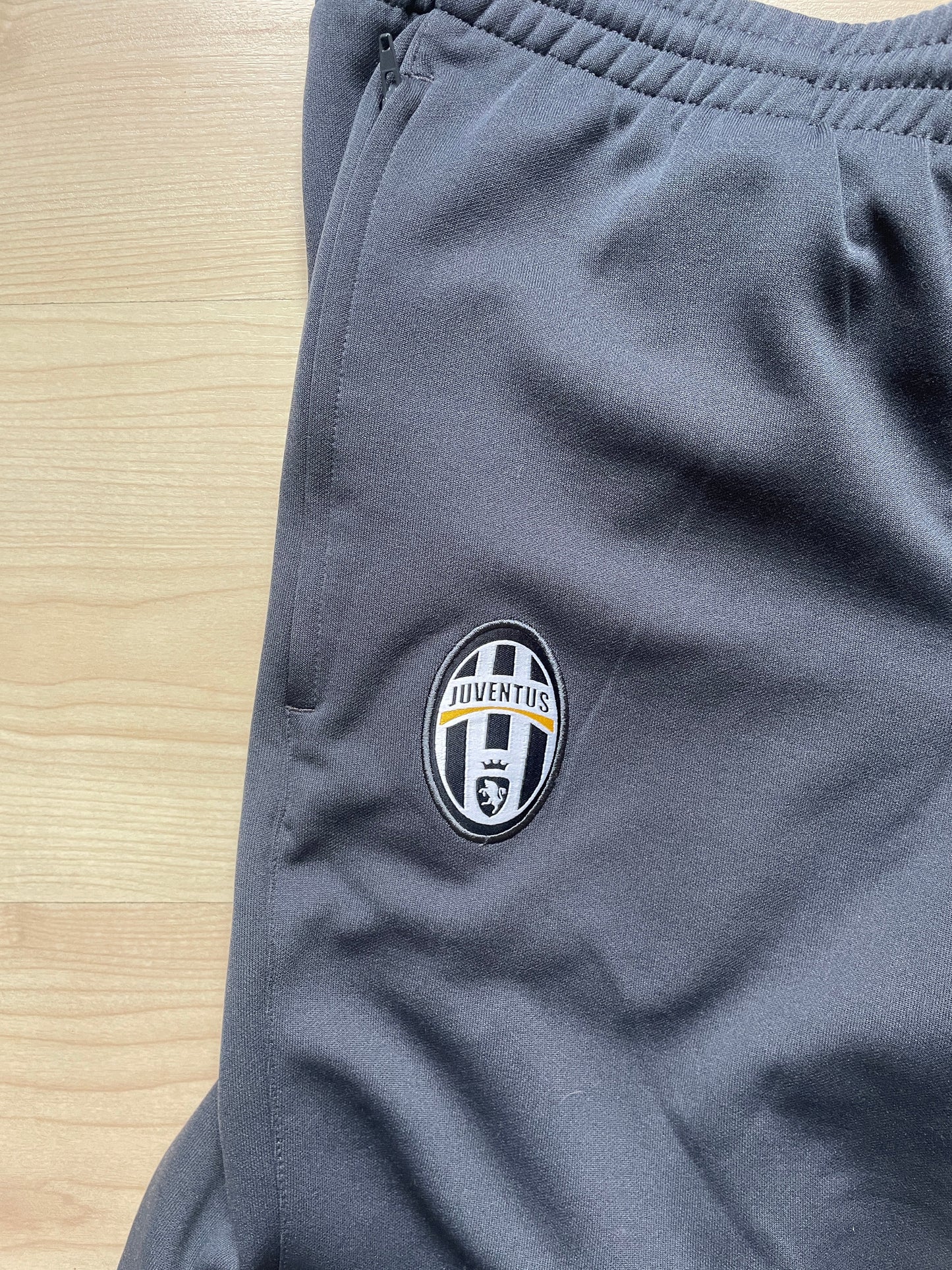 Juventus Trackpants Size M